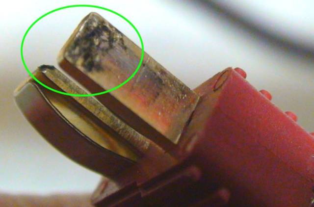 Burned contacts Burned contacts